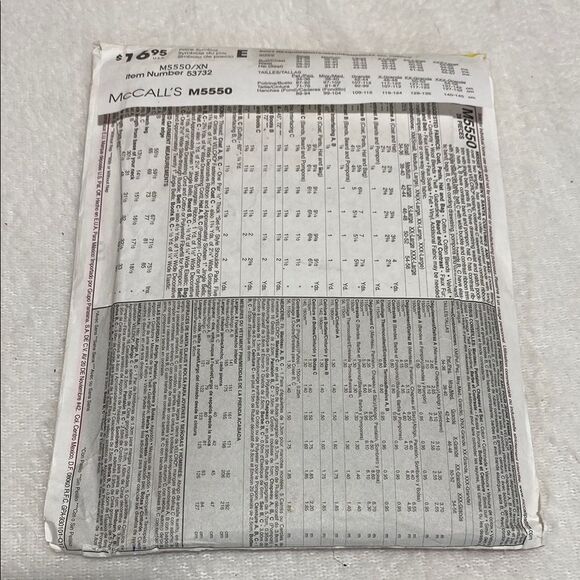 McCall’s M5550 Adult Santa Costume Christmas Sewing Pattern Mrs. Claus - Picture 3 of 6